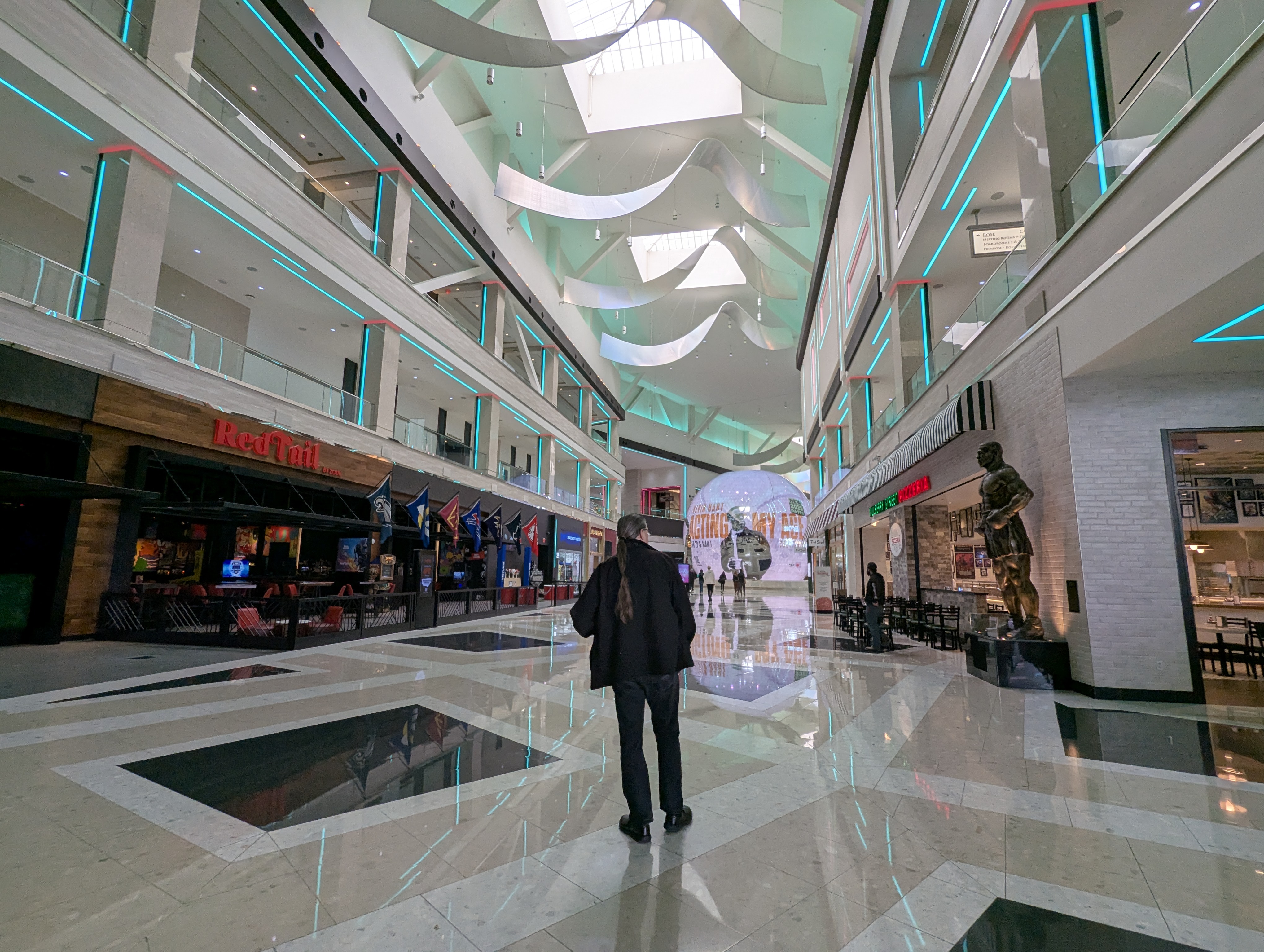 Resort World, Las Vegas, Michael Sanders